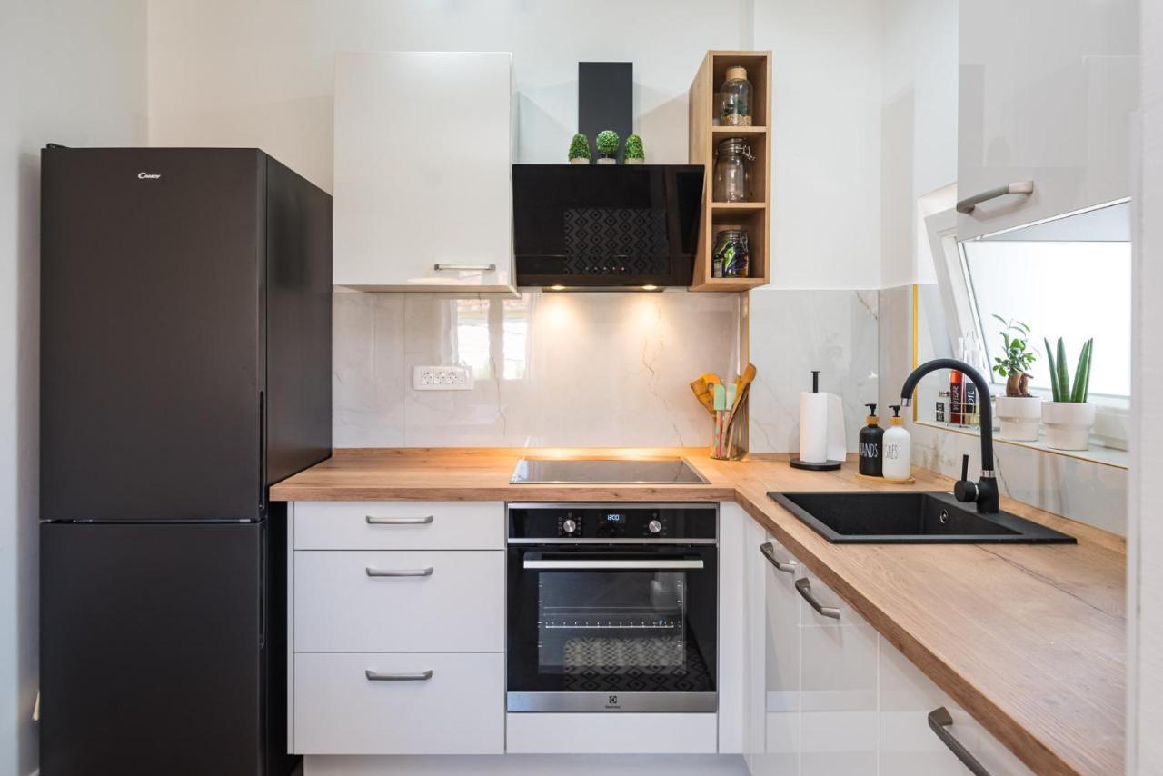 זאדאר Apartment Mavi מראה חיצוני תמונה